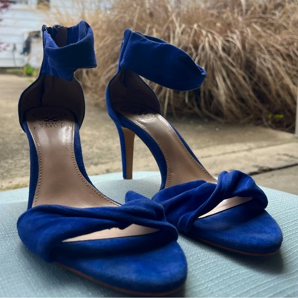 VINCE CAMUTO | Heel Open Toe Ankle Strap - Picture 2 of 6
